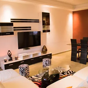 Apartment Le First Concept, Dakar
